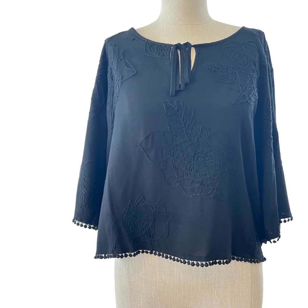 Intu Womens Black Floral Embroidered Pom Pom Blouse Sz XL